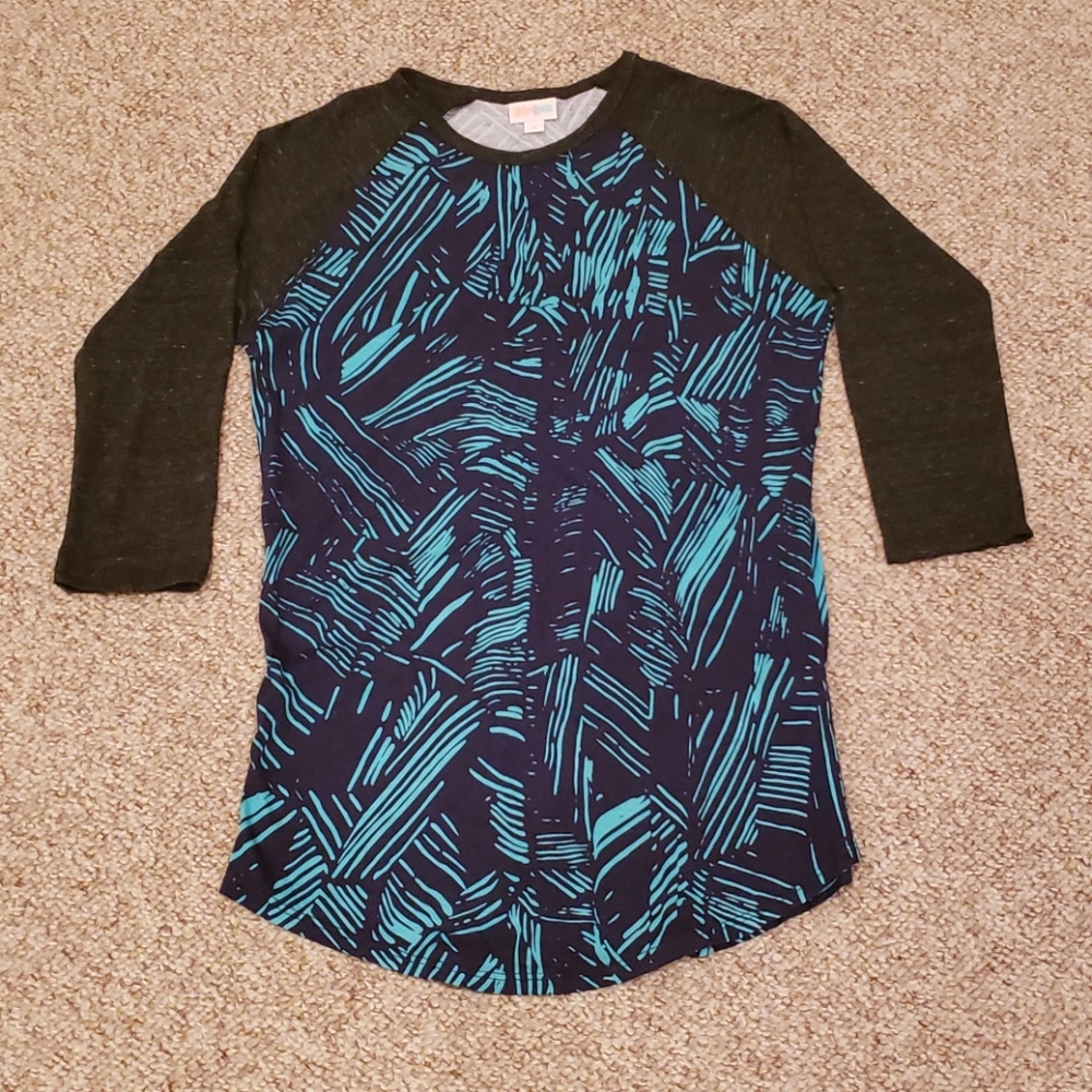 NWOT S lulaRoe Randy shirt